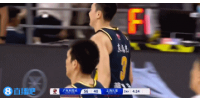 九游体育APP-NBA行为上海长传前场王哲林扣篮 但闫军表示叫了暂停2分无效