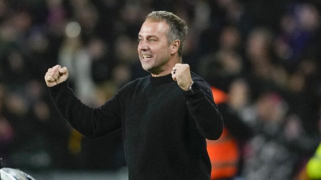 九游体育-弗利克：红牌改变比赛形势 我们在进攻中拼尽全力