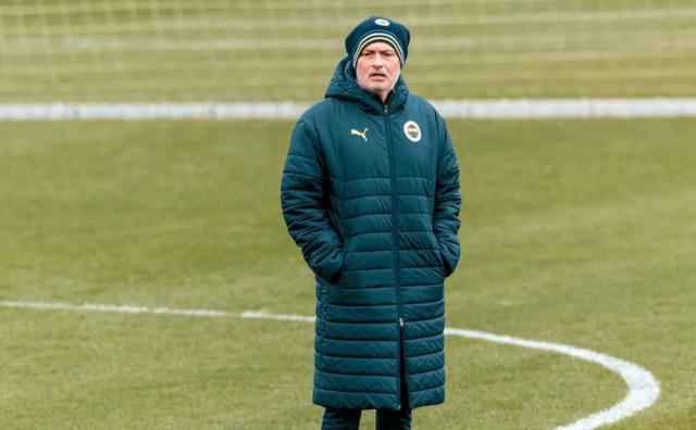 穆里尼奥后悔当年离皇马 未来想执教一支国家队